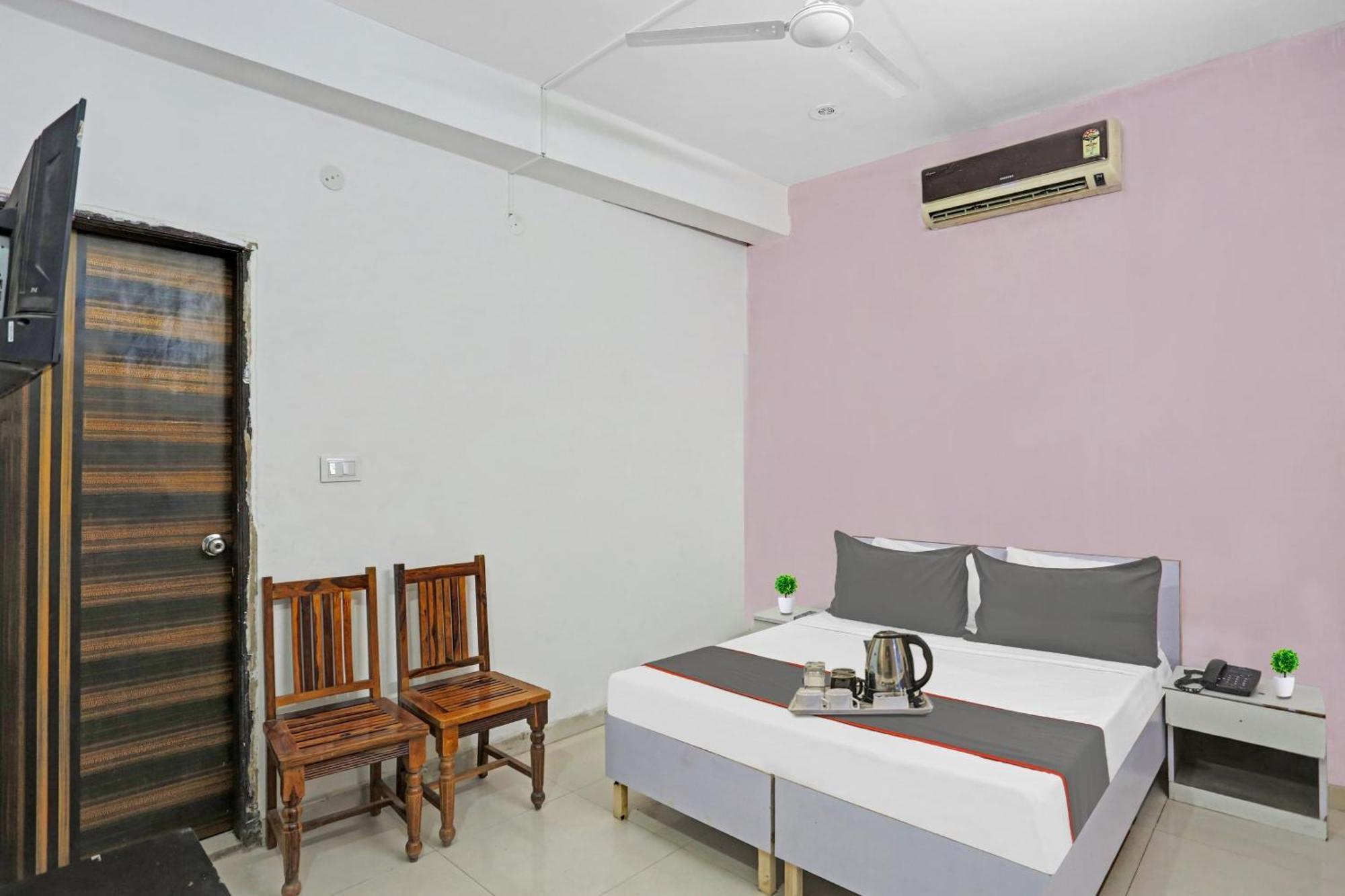 Hotel O Imperial Residency Near Dashrath Puri Metro Station New Delhi Exterior photo